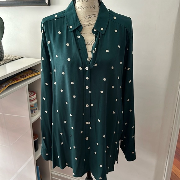 Top Shop Green Dot bottom down shirt - US12 - Picture 1 of 5